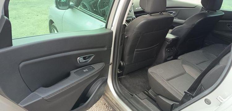 RENAULT GRAND SCENIC IV 1.7 BLUEDCI 120 BUSINESS DIESEL – 160387 KMS – ANNEE 2020 GRIS FQ-883-YY