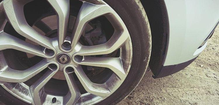 RENAULT GRAND SCENIC IV 1.7 BLUEDCI 120 BUSINESS DIESEL – 160387 KMS – ANNEE 2020 GRIS FQ-883-YY