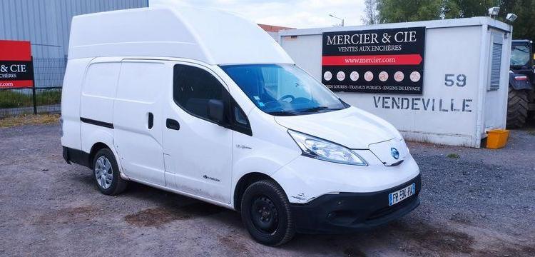 NISSAN e-NV200 OPTIMA FG 4P XL 40KWH – ELECTRIQUE – 47702 KMS – ANNEE 2020 BLANC FR-584-PA