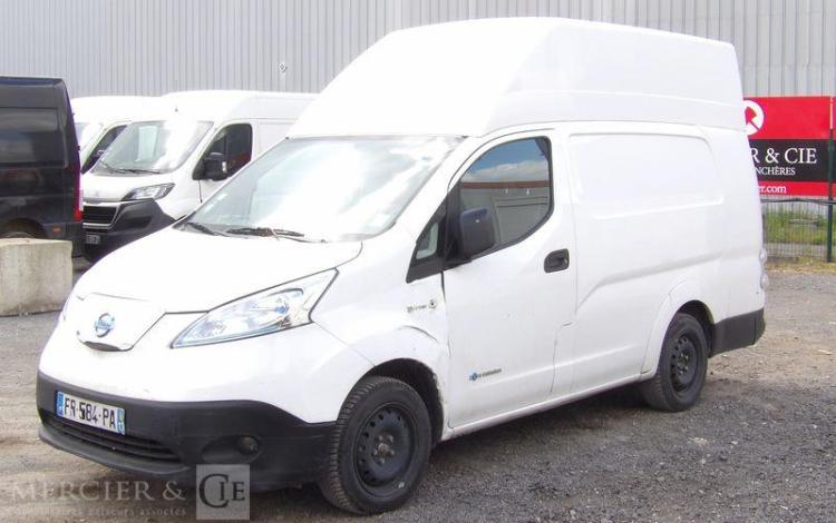 NISSAN e-NV200 OPTIMA FG 4P XL 40KWH – ELECTRIQUE – 47702 KMS – ANNEE 2020 BLANC FR-584-PA