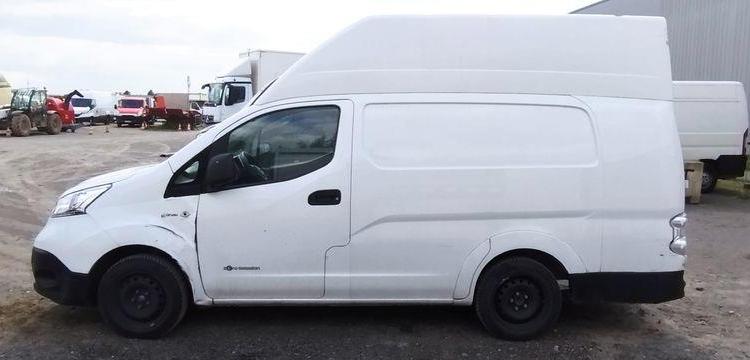 NISSAN e-NV200 OPTIMA FG 4P XL 40KWH – ELECTRIQUE – 47702 KMS – ANNEE 2020 BLANC FR-584-PA