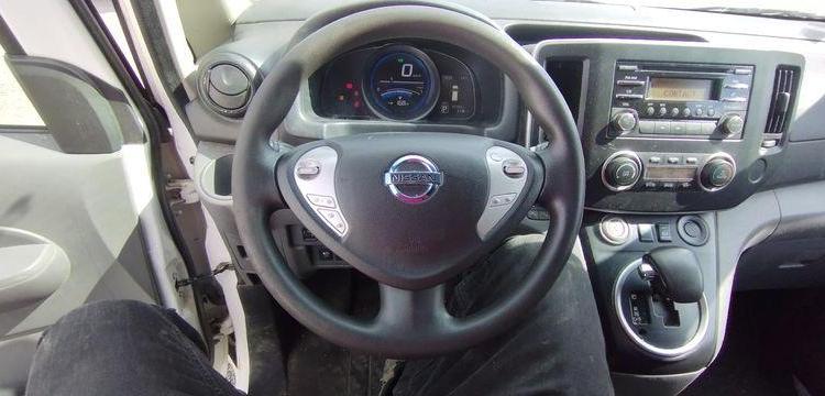 NISSAN e-NV200 OPTIMA FG 4P XL 40KWH – ELECTRIQUE – 47702 KMS – ANNEE 2020 BLANC FR-584-PA