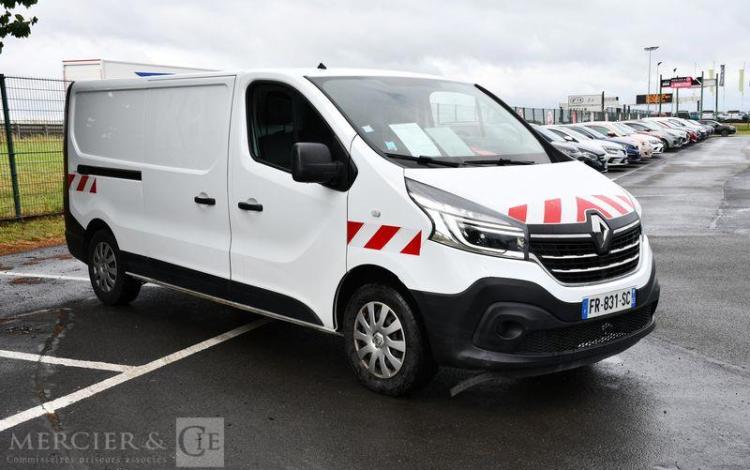 RENAULT TRAFIC FOURGON 1.6 DCI 95 L2H1 GRAND-CONFORT BLANC FR-831-SC