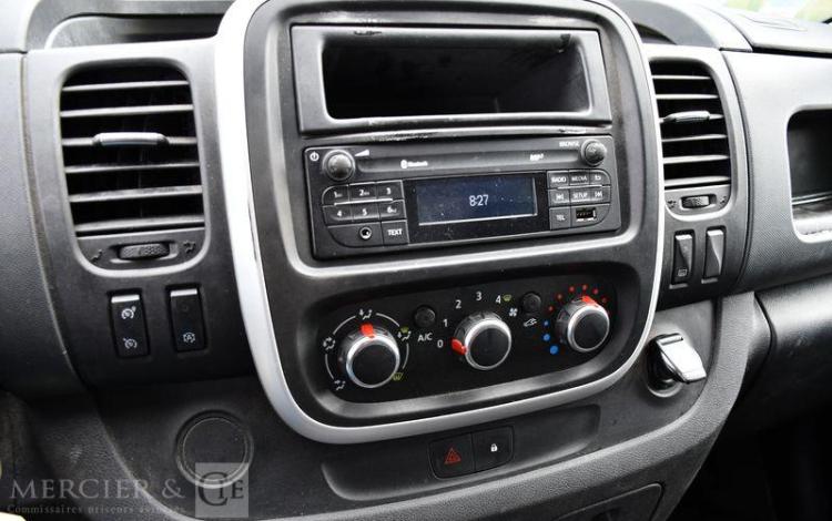 RENAULT TRAFIC FOURGON 1.6 DCI 95 L2H1 GRAND-CONFORT BLANC FR-831-SC