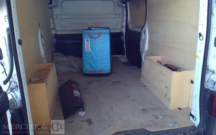 RENAULT TRAFIC GCF 1300 DCI 120 L2H1 BOIS  FS-449-YF