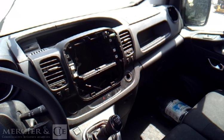 RENAULT TRAFIC GCF 1300 DCI 120 L2H1 BOIS  FS-449-YF