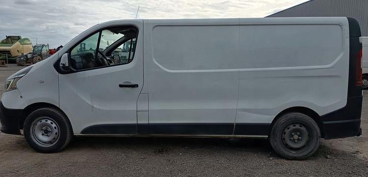 RENAULT TRAFIC3 PHASE 2 L2H1 1300 20,DCI 16V 120 CV – DIESEL – 153901 KMS – ANNEE 2020 BLANC FS-893-TY