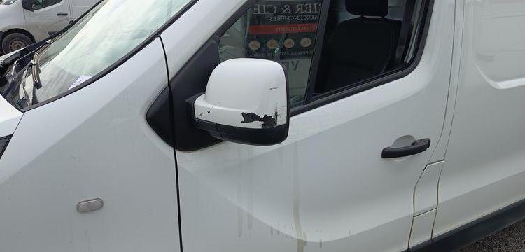 RENAULT TRAFIC3 PHASE 2 L2H1 1300 20,DCI 16V 120 CV – DIESEL – 153901 KMS – ANNEE 2020 BLANC FS-893-TY