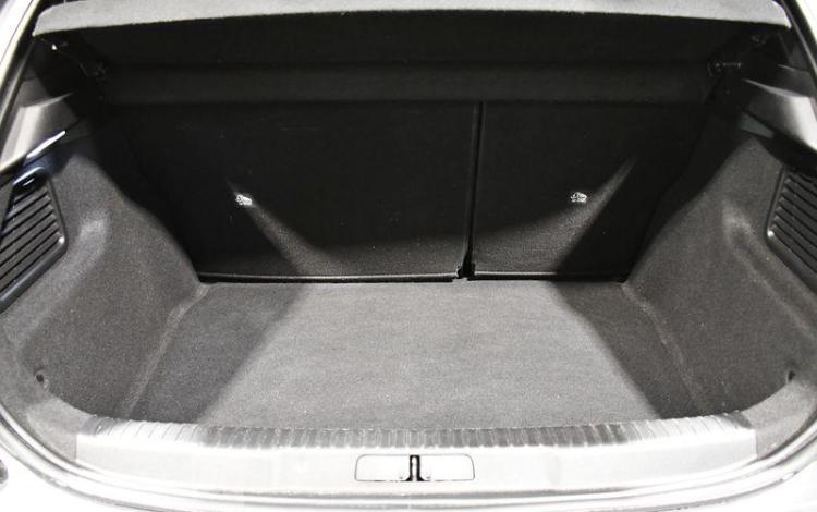DS DS3 CROSSBACK 1,2 PURETECH 100CH PERFORMANCE LINE PLUS GRIS FT-088-NR