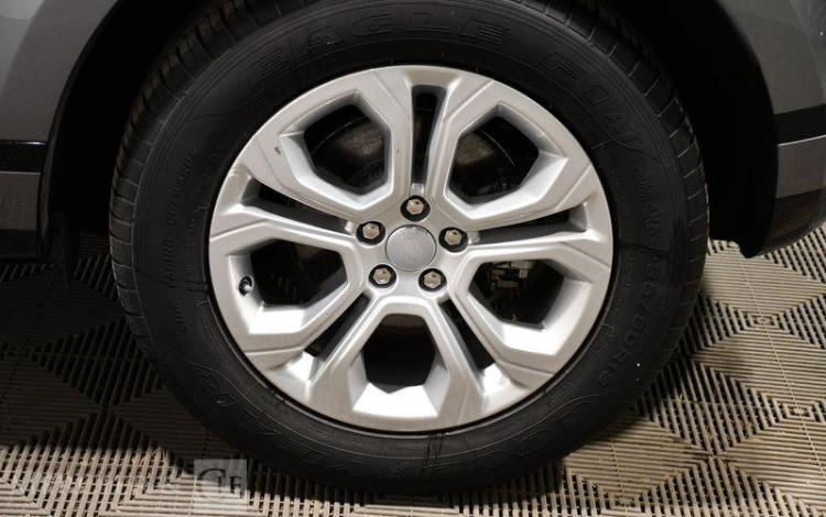 LAND ROVER EVOQUE 2,0 D150 R-DYNAMIC GRIS FT-712-XN