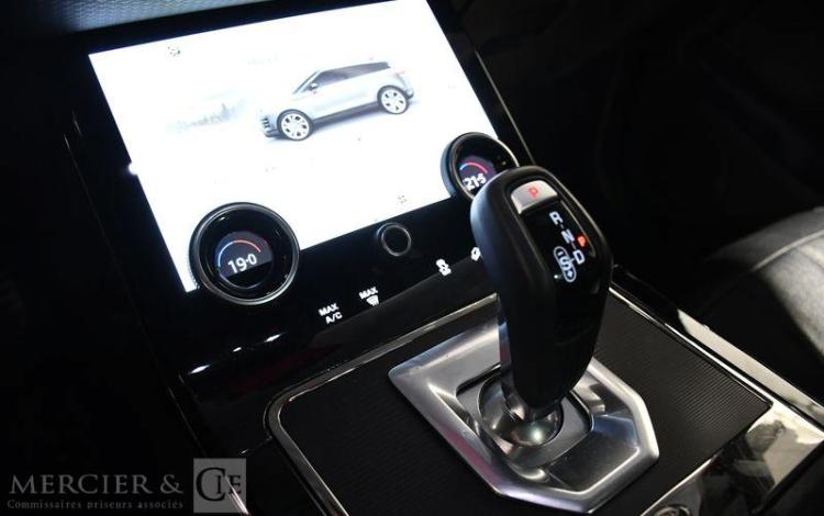 LAND ROVER EVOQUE 2,0 D150 R-DYNAMIC GRIS FT-712-XN