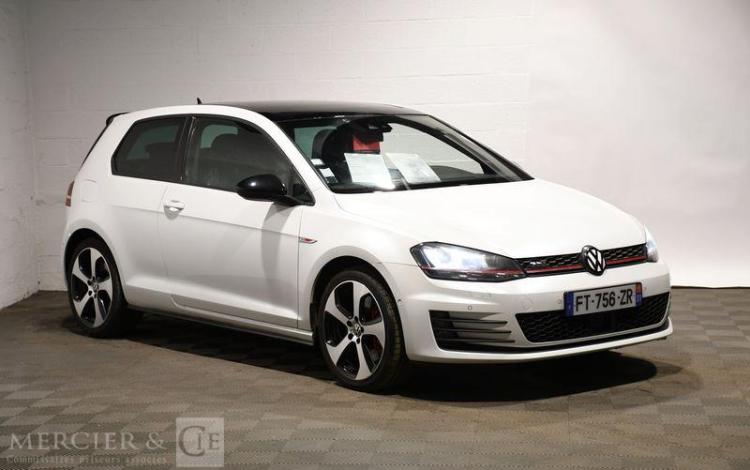 VOLKSWAGEN GOLF 2,0 TSI 230CH BLUEMOTION GTI PERFORMANCE BLANC FT-756-ZR