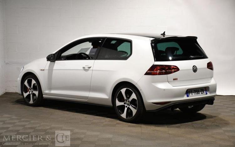 VOLKSWAGEN GOLF 2,0 TSI 230CH BLUEMOTION GTI PERFORMANCE BLANC FT-756-ZR