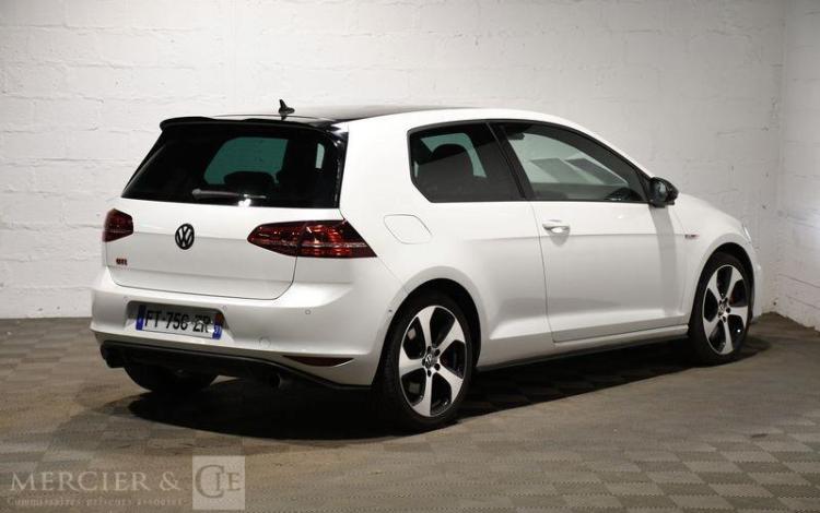 VOLKSWAGEN GOLF 2,0 TSI 230CH BLUEMOTION GTI PERFORMANCE BLANC FT-756-ZR