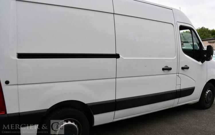 RENAULT MASTER L2H2 GCF F3300 DCI 135 BLANC FW-224-BY