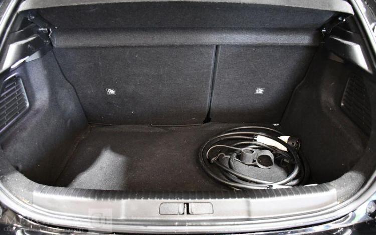 DS DS3 135 77PPM 50KWH GRAND-CHIC NOIR FW-587-JT