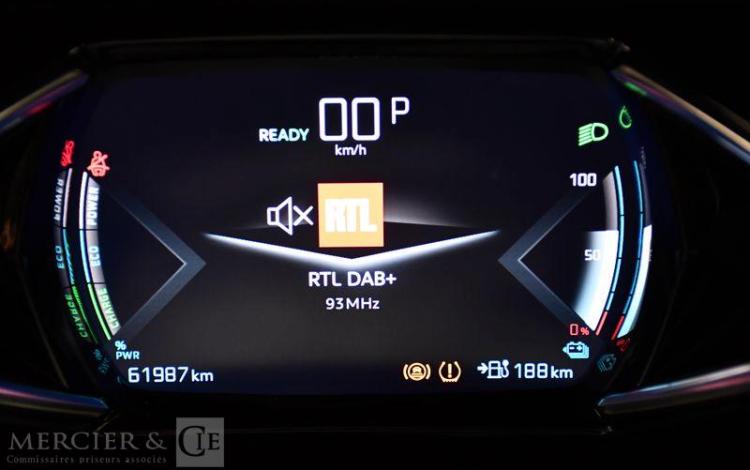 DS DS3 135 77PPM 50KWH GRAND-CHIC NOIR FW-587-JT