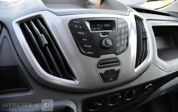 FORD TRANSIT DEPANNEUSE DIESEL – PTAC : 3,5 TONNES- 65551 KMS – ANNEE 2021 BLANC FW-695-KF