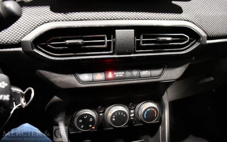 DACIA SANDERO CONFORT 1.0 SCE 65 BLEU FX-106-QD