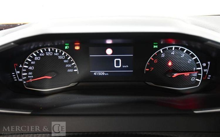 PEUGEOT 2008 1,2 PURETECH 100CH ACTIVE ORA FX-127-KB