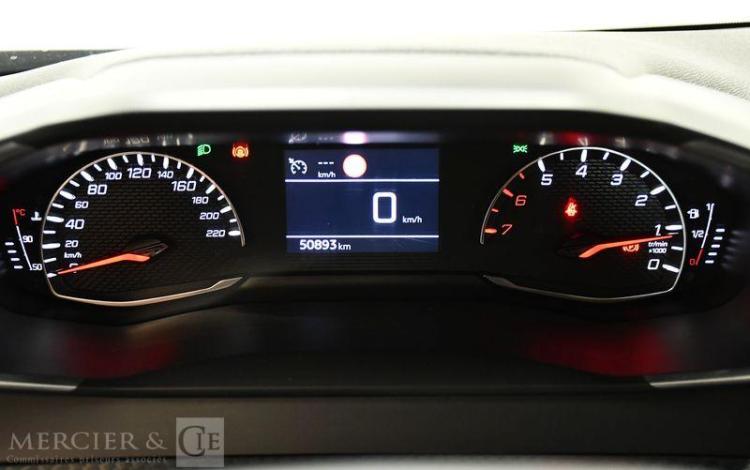 PEUGEOT 2008 1,2 PURE TECH ALLURE 130 GRIS FY-114-QY