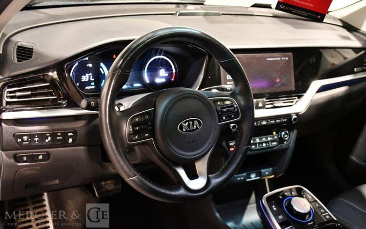 KIA NIRO ELECTRIC 205 39PPM 64KWH PREMIUM NOIR FY-150-PJ