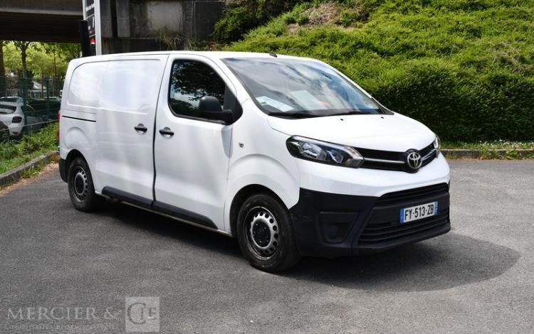 TOYOTA PROACE FOURGON 1.5 D4D 120 DYNAMIC BLANC FY-513-ZB