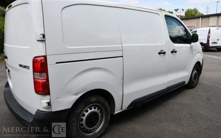 TOYOTA PROACE FOURGON 1.5 D4D 120 DYNAMIC BLANC FY-513-ZB
