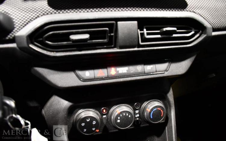 DACIA SANDERO CONFORT 1,0 SCE 65 NOIR FZ-005-GH