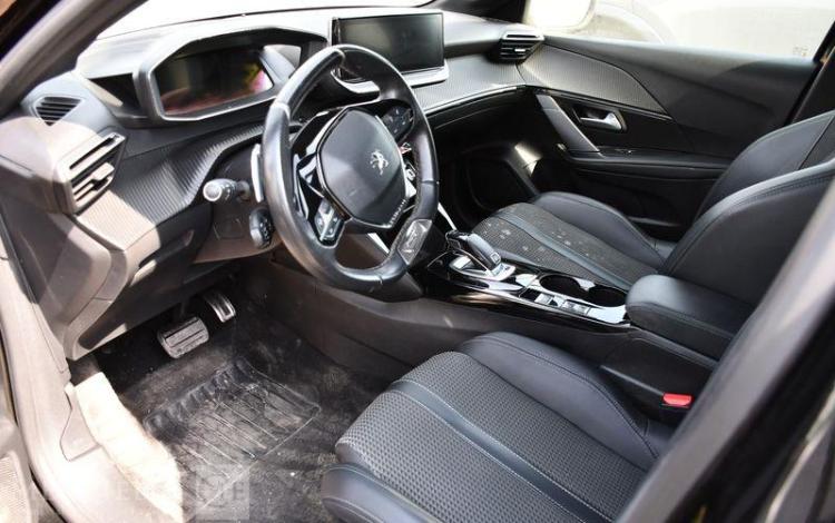 PEUGEOT 208 GT PURE TECH 130 S&S EAT8  FZ-984-DE