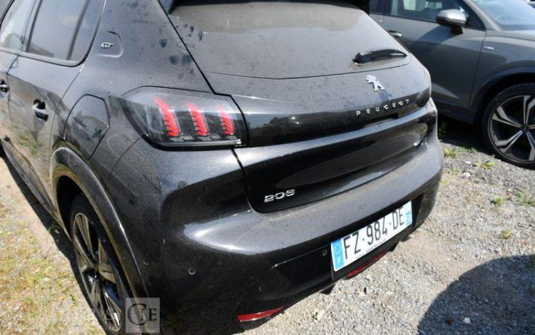PEUGEOT 208 GT PURE TECH 130 S&S EAT8  FZ-984-DE