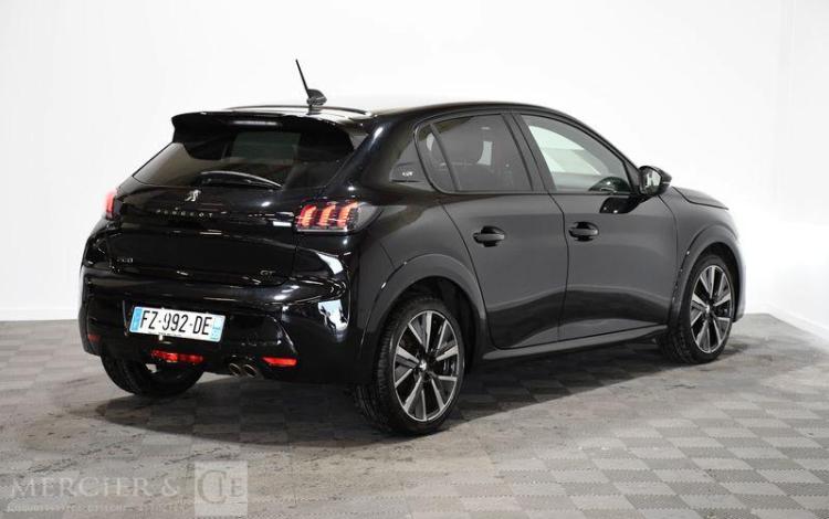PEUGEOT 208 GT PURE TECH 130 S&S EAT8 NOIR FZ-992-DE