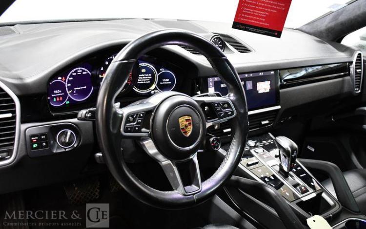 PORSCHE CAYENNE COUPE 3,0 V6 E-HYBRID BLANC GA-581-KB