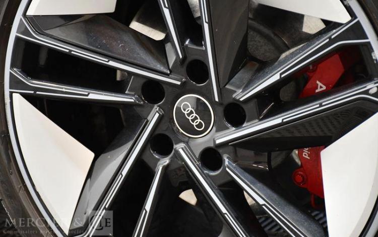 AUDI RS E-TRON GT S EXTENDED NOIR GA-732-JA