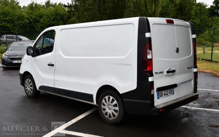 RENAULT TRAFIC NV FG GCF L1H1 1000 DCI 120 BLANC GB-442-ED