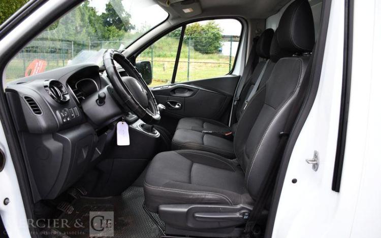 RENAULT TRAFIC NV FG GCF L1H1 1000 DCI 120 BLANC GB-442-ED