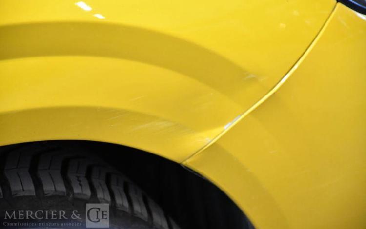 PEUGEOT 208 STE ACTIVE BUSINESS BLUE HDI JAUNE GC-422-YZ