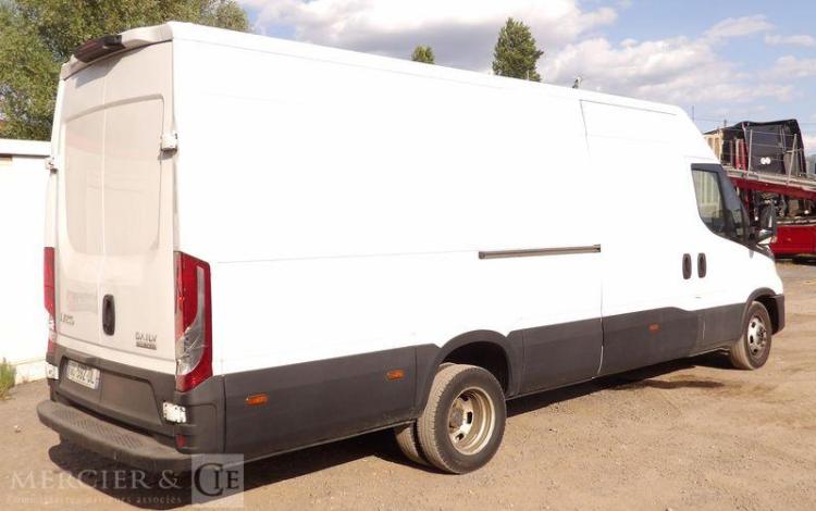 IVECO DAILY 6 FOURGON PHASE 2 35C16 2,3D 16V HI-MATIC 156CV BOITE AUTO – DIESEL BLANC GC-592-DL