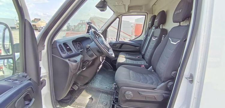 IVECO DAILY 6 FOURGON PHASE 2 35C16 2,3D 16V HI-MATIC 156CV BOITE AUTO – DIESEL BLANC GC-592-DL