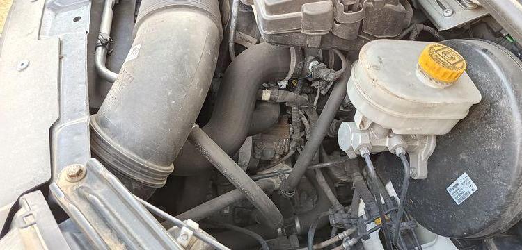 IVECO DAILY 6 FOURGON PHASE 2 35C16 2,3D 16V HI-MATIC 156CV BOITE AUTO – DIESEL BLANC GC-592-DL