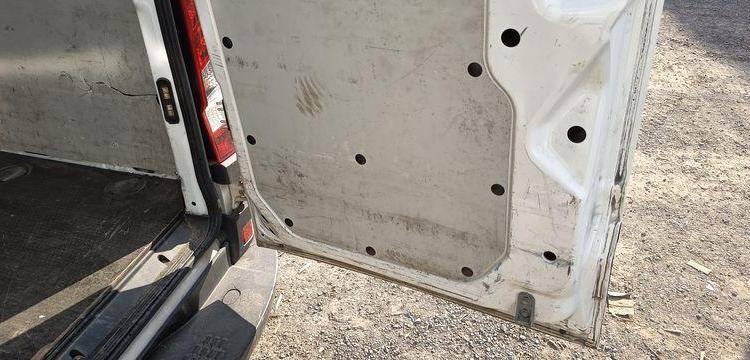 IVECO DAILY 6 FOURGON PHASE 2 35C16 2,3D 16V HI-MATIC 156CV BOITE AUTO – DIESEL BLANC GC-592-DL