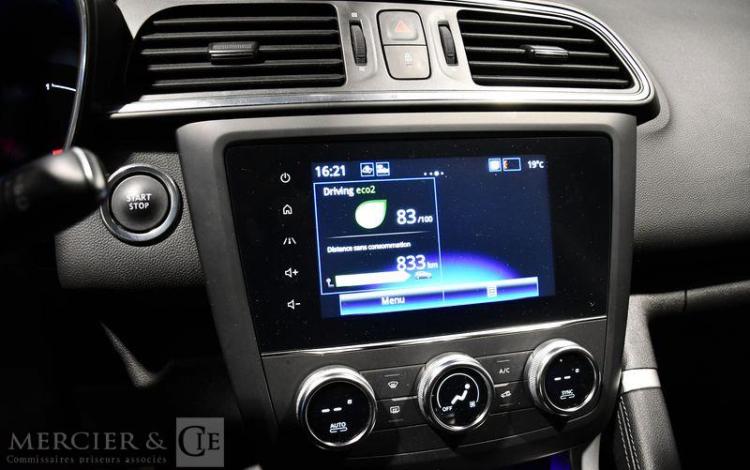 RENAULT 1.3 TCE 140 INTENS EDC NOIR GD-391-WA