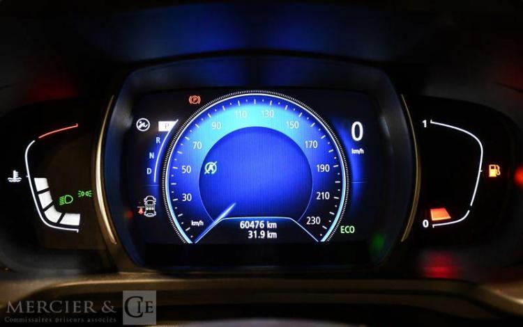 RENAULT 1.3 TCE 140 INTENS EDC NOIR GD-391-WA