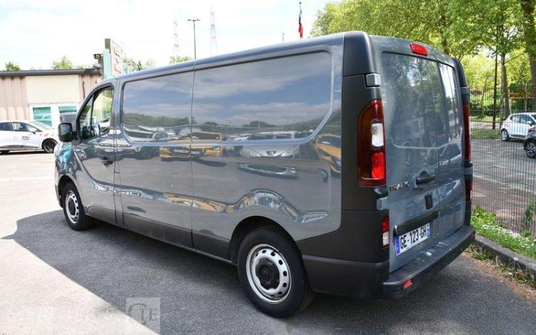 RENAULT TRAFIC L2H1 GCF 3T 2.0 BLUE DCI 130 E6 GRIS GE-123-GH