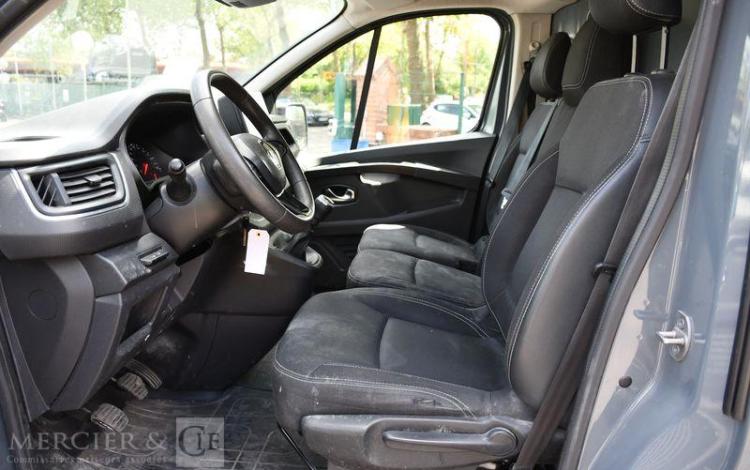 RENAULT TRAFIC L2H1 GCF 3T 2.0 BLUE DCI 130 E6 GRIS GE-123-GH