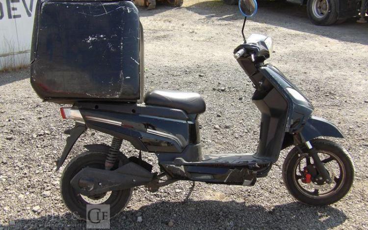 RED ELECTRIQUE SCOOTER ELECTRIQUE 50CC RED E + PRO  GE-360-LK