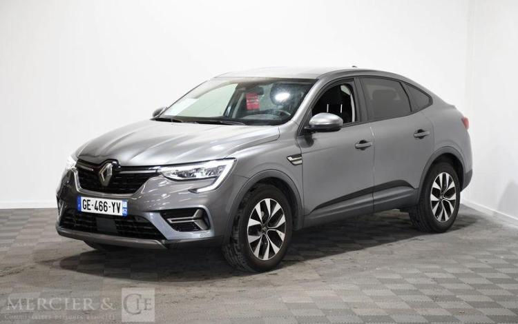 RENAULT ARKANA 1,3 TCE 140 BUSINESS EDC GRIS GE-466-YV