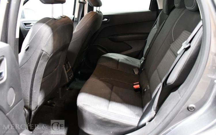 RENAULT ARKANA 1,3 TCE 140 BUSINESS EDC GRIS GE-466-YV
