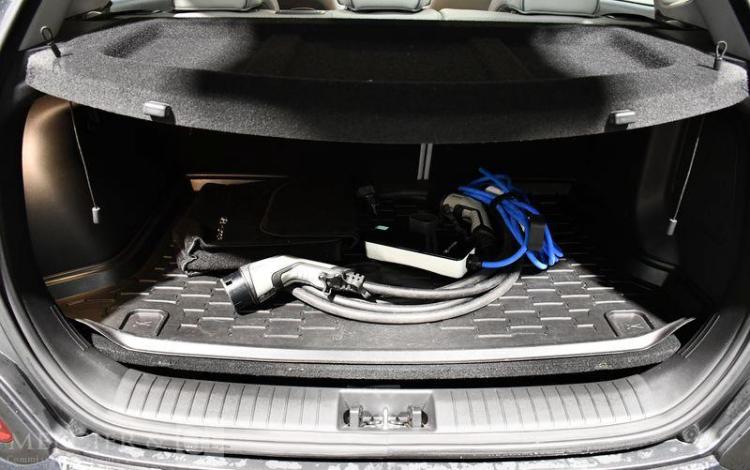 HYUNDAI KONA EV 205 38PPM 64KWH EXECUTIVE GRIS GF-197-FB