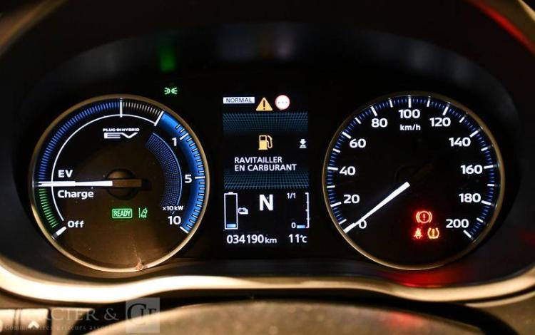 MITSUBISHI ECLIPSE CROSS INTENS STYLE Plug-In Hybrid 4WD13,8KWH NOIR GF-483-YY